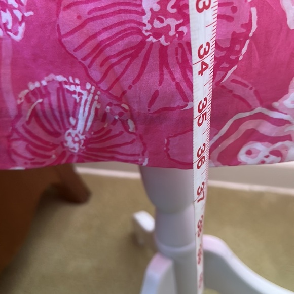 Lily Pulitzer dress in a beautiful pink flowers pattern - Picture 6 of 8